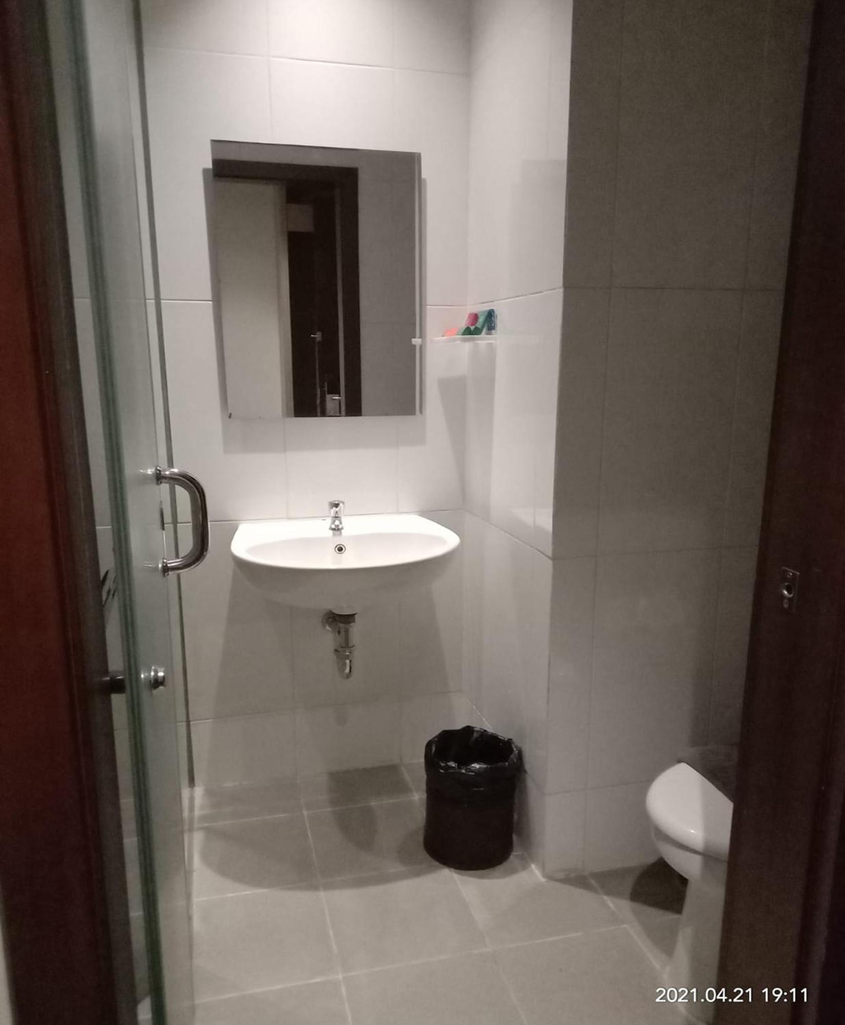 Hotel 88 Itc Fatmawati Jakarta By Wh Jacarta Exterior foto
