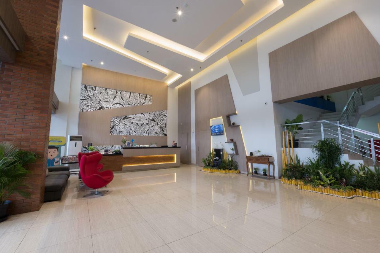 Hotel 88 Itc Fatmawati Jakarta By Wh Jacarta Exterior foto